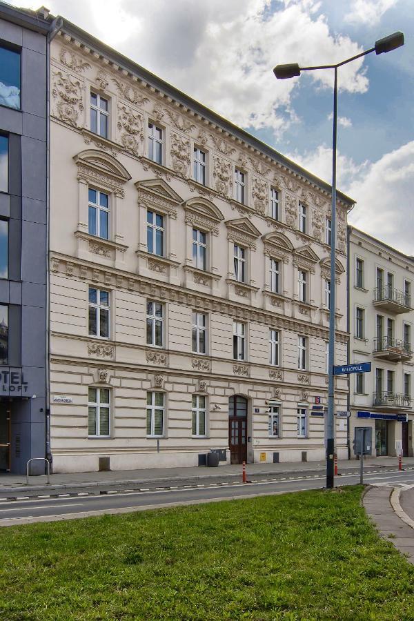 Apartament Czarny Z Jacuzzi Krakow Exterior photo